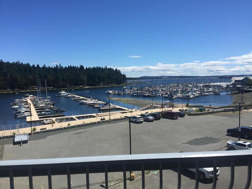 The Waterfront Suites And Marina Nanaimo Kültér fotó